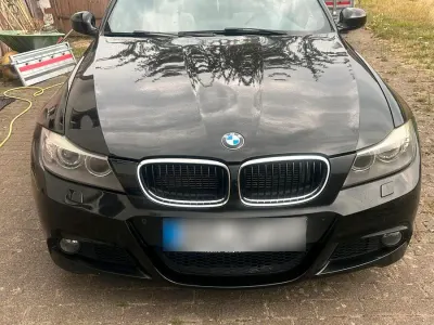 Gebraucht BMW 320 M Sport 177 PS (130 kW) 2011 Schwarz Kombi
