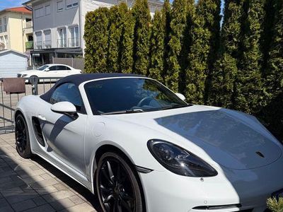 Second-hand Porsche Boxster 299 CP (219 kW) 2022 Alb Cabrio