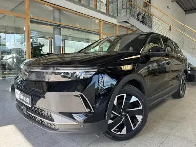 Gebraucht Opel Grandland X Edition 145 PS (106 kW) 2025 Diamant schwarz SUV