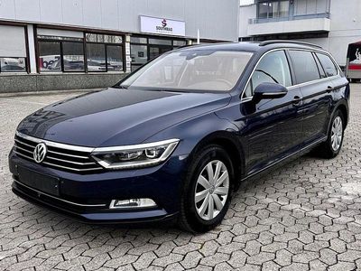 Gebraucht VW Passat Highline 120 PS (88 kW) 2015 Blau Limousine