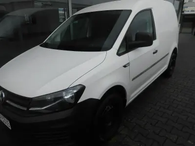Używany VW Caddy 102 KM (75 kW) 2017 Biały Minivan