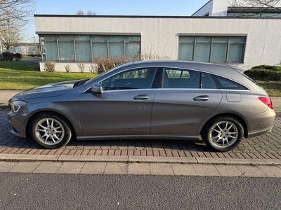 Gebraucht Mercedes CLA220 177 PS (130 kW) 2015 Grau Limousine