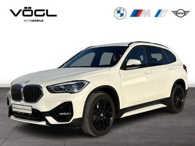 Gebraucht BMW X1 Sport Line 231 PS (169 kW) 2021 Alpinweiß uni SUV
