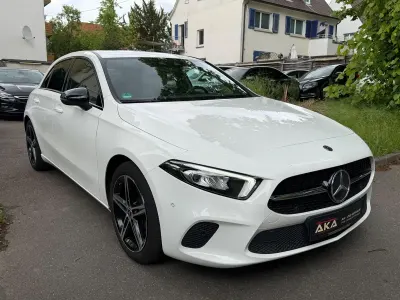 Gebraucht Mercedes A200 Progressive 190 PS (139 kW) 2016 Weiß Limousine