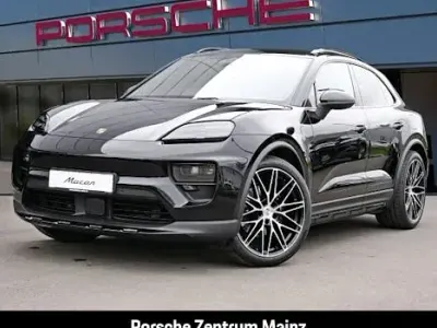Nouă Porsche Macan 4 Electric 300 kW (408 CP) 2026 Negru SUV