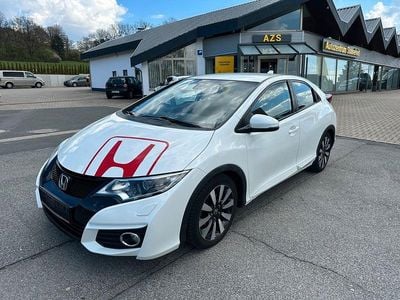 Begagnad Honda Civic Elegance 141 HK (103 kW) 2015 Vit Sedan