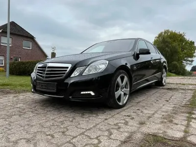 Gebraucht Mercedes E350 Avantgarde 231 PS (169 kW) 2010 Schwarz Limousine
