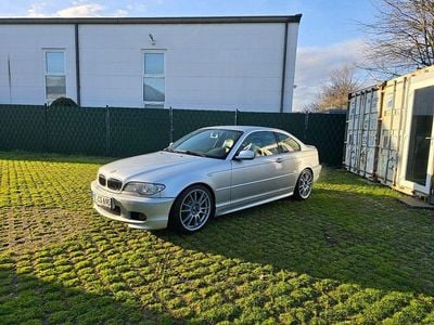 Second-hand BMW 330 Sport Line 231 CP (169 kW) 2003 Argintiu Coupe