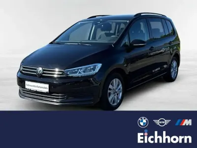 Gebraucht VW Touran Comfortline 122 PS (89 kW) 2023 Schwarz Van / Kleinbus