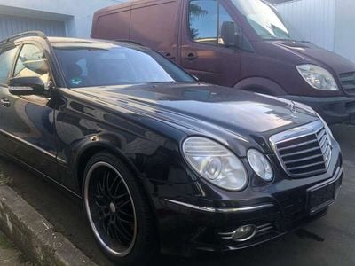 Mercedes E320