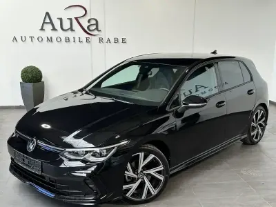 Gebraucht VW Golf VIII R-line 150 PS (110 kW) 2023 Deep black Limousine
