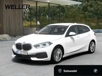 Usata BMW 120 Advantage 190 CV (139 kW) 2023 Bianco Utilitaria
