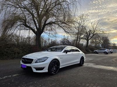 Gebraucht Mercedes CLS63 AMG AMG 525 PS (386 kW) 2011 Weiß Coupé