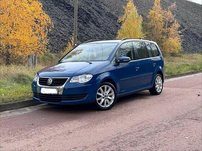 Blau Gebraucht 2009 VW Touran Van / Kleinbus | 4.900 € (Teuer)