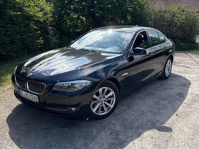 BMW 523