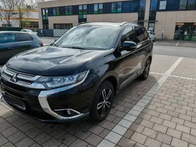 Usata Mitsubishi Outlander Edition 150 CV (110 kW) 2018 Nero SUV
