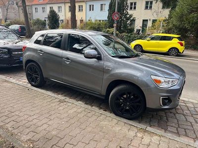 Gebraucht Mitsubishi ASX Classic Collection 117 PS (86 kW) 2015 Grau SUV