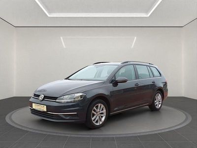 Gebraucht VW Golf VII Comfortline 150 PS (110 kW) 2019 Grau Kombi