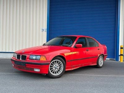 Gebraucht BMW 320 150 PS (110 kW) 1991 Rot Limousine