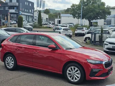 Gebraucht Skoda Scala Selection 116 PS (85 kW) 2024 Rot Kleinwagen