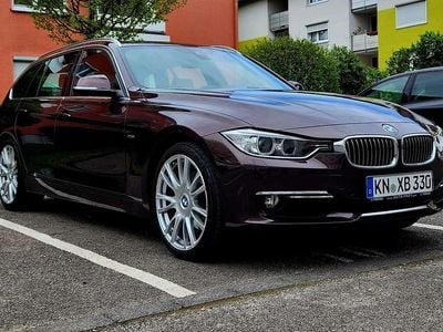 Gebraucht BMW 330 Luxury Line 258 PS (189 kW) 2015 Kombi