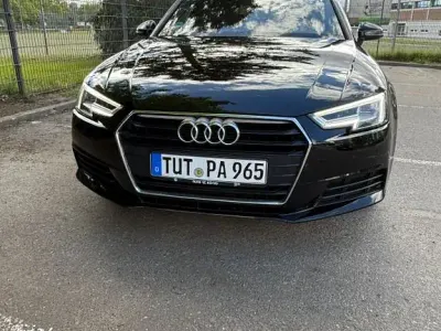 Używany Audi A4 150 KM (110 kW) 2017 Czarny Sedan/Limuzyna