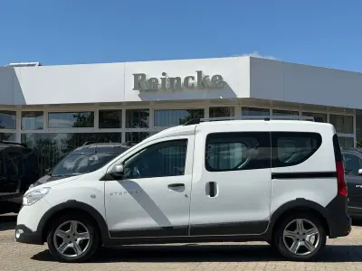 Gebraucht Dacia Dokker Stepway 95 PS (69 kW) 2018 Weiß Van / Kleinbus