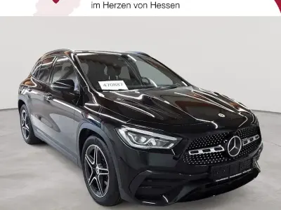 Gebraucht Mercedes GLA220 Edition 190 PS (139 kW) 2023 Schwarz SUV