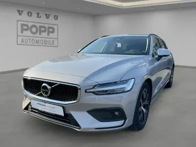 Gebraucht Volvo V60 Core 197 PS (144 kW) 2025 Silber Kombi