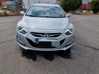 Gebraucht Hyundai i40 136 PS (100 kW) 2012 Silber Kombi
