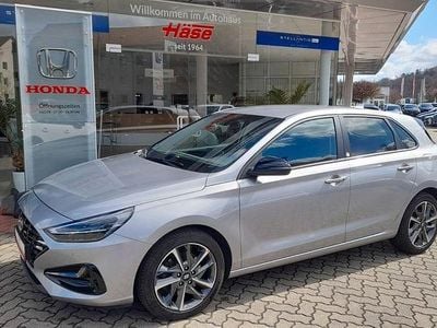 Gebraucht Hyundai i30 Edition 30+ 120 PS (88 kW) 2022 Silber Limousine