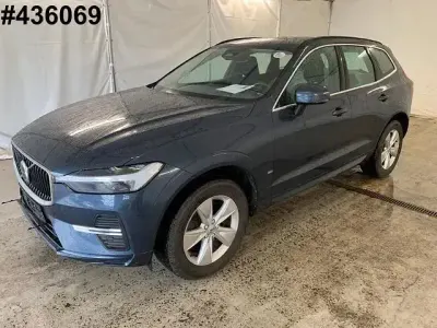 Gebraucht Volvo XC60 Core 197 PS (144 kW) 2022 Denim blue / metallic SUV