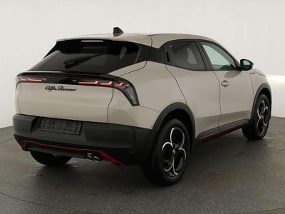 Avorio scala metallic Neu 2025 Alfa Romeo GT Junior Edizione Speciale SUV | 28.684 € (Guter Preis)