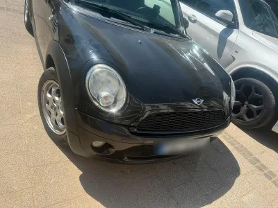 Gebraucht Mini ONE 95 PS (69 kW) 2012 Schwarz Kleinwagen