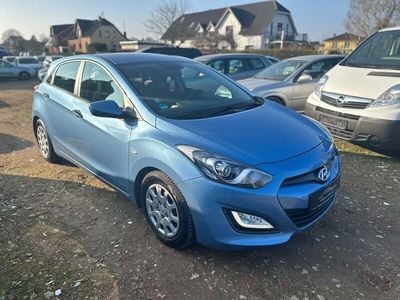 Gebraucht Hyundai i30 Classic 90 PS (66 kW) 2012 Blau Limousine