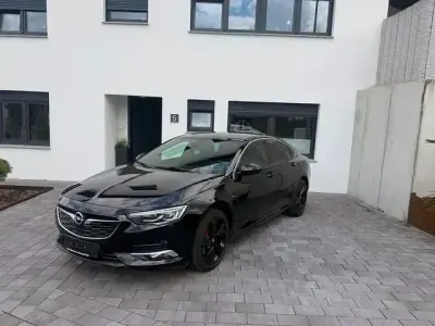 Gebraucht Opel Insignia Sport 209 PS (153 kW) 2019 Schwarz Limousine