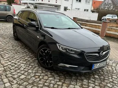 Gebraucht Opel Insignia Exklusiv 165 PS (121 kW) 2018 Schwarz Kombi