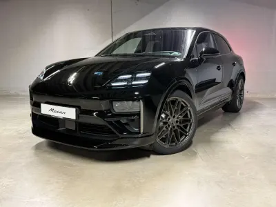 Neu Porsche Macan Turbo 469 kW (639 PS) 2026 Schwarz SUV