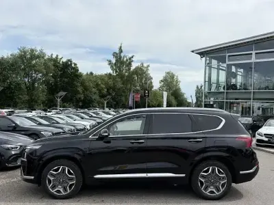 Gebraucht Hyundai Santa Fe Signature 179 PS (131 kW) 2023 Schwarz SUV