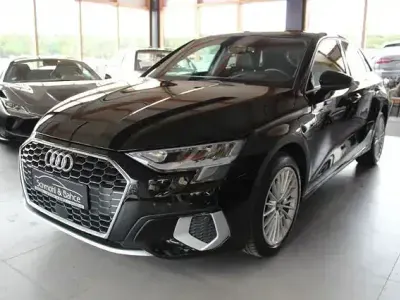 Usata Audi A3 Sportback e-tron Advanced 116 CV (85 kW) 2022 Nero Utilitaria