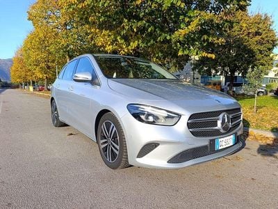 Gebraucht Mercedes B200 150 PS (110 kW) 2020 Silber Van / Kleinbus