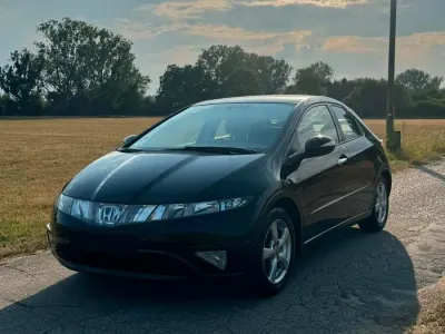 Gebraucht Honda Civic 83 PS (61 kW) 2007 Schwarz Kleinwagen