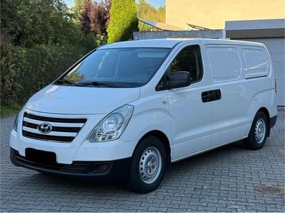Hyundai H-1