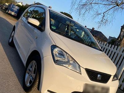 Gebraucht Seat Mii Chic 60 PS (44 kW) 2016 Weiß Kleinwagen