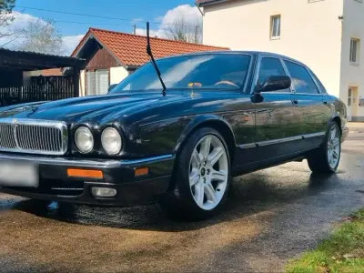 Gebraucht Jaguar XJ6 Sovereign 241 PS (177 kW) 1997 Schwarz Limousine
