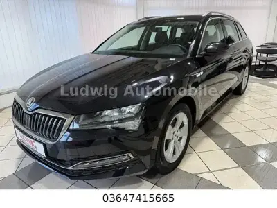 Używany Skoda Superb Style 150 KM (110 kW) 2022 Czarny Kombi