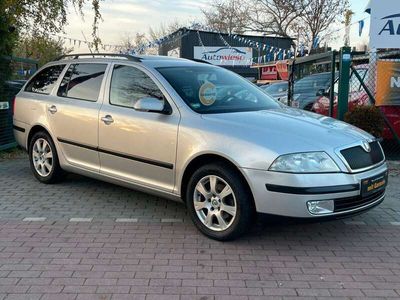 gebraucht Skoda Octavia Combi Ambiente1.6*Klima*Tempomat*