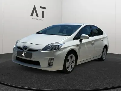 Gebraucht Toyota Prius Executive 99 PS (72 kW) 2010 Weiß Kleinwagen
