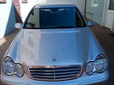 Gebraucht Mercedes C200 122 PS (89 kW) 2005 Silber Limousine