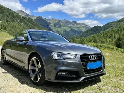 Gebraucht Audi A5 Cabriolet Ambiente 224 PS (164 kW) 2015 Grau Cabrio
